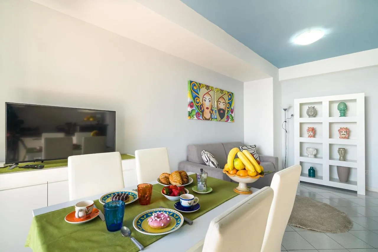 Loft Balcone Sul Mare Apartment Letojanni